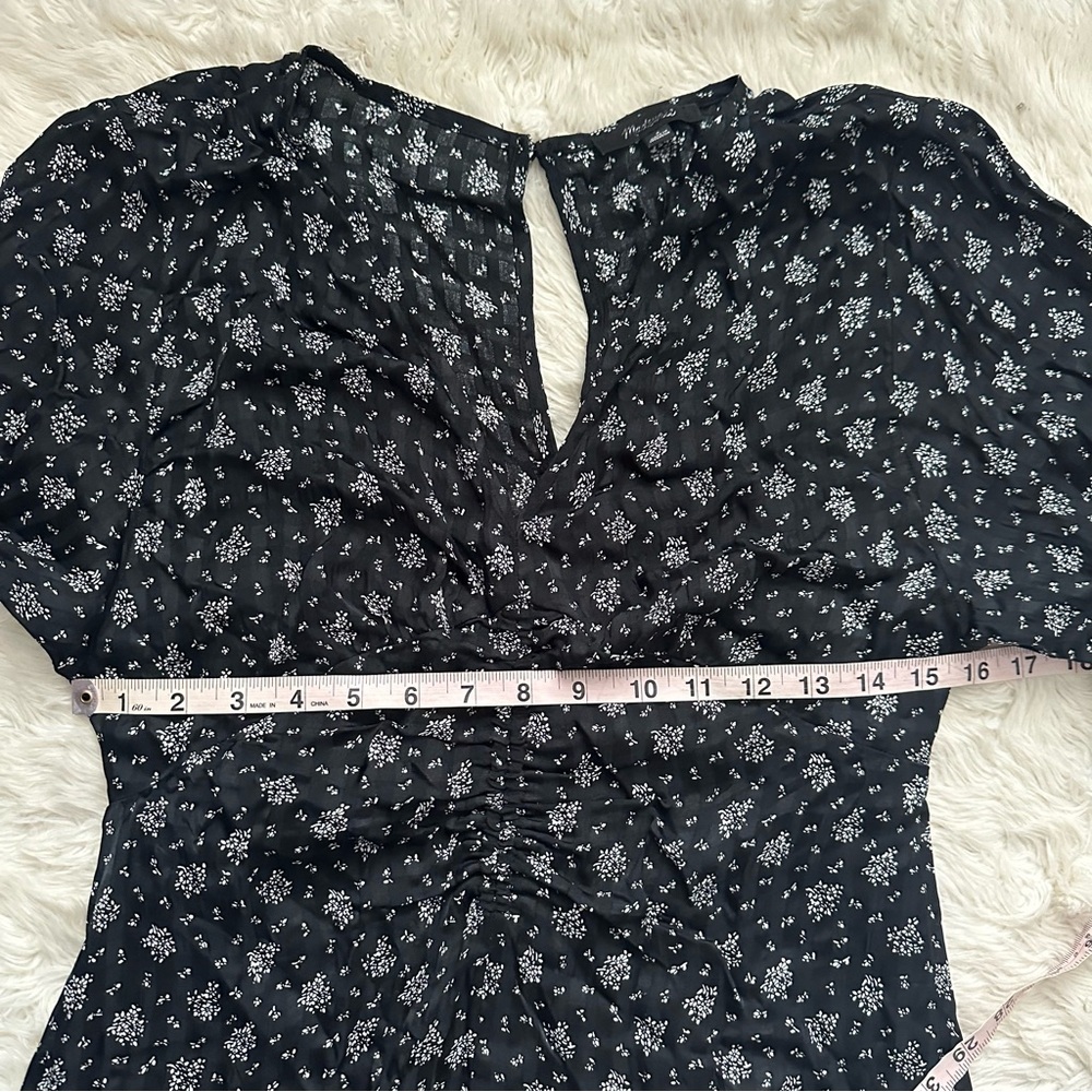 Madewell Dress Ruched Midi V-neck Long Sleeve Floral True Black 2 - Picture 12 of 14
